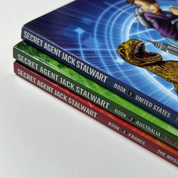 Secret Agent Jack Stalwart Book Bundle - Picture 11 of 15